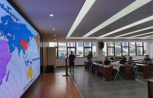 集萃（昆山）工业升级增进中心携电子科技大学专家赴安博电竞光电开展产学研对接